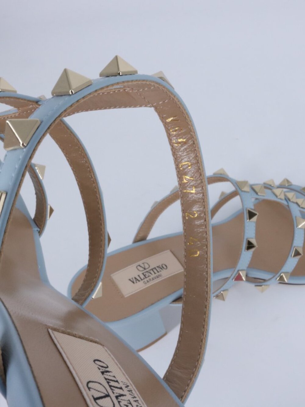Valentino 40 Porcelain Blue Gold Cage Rockstud 60mm Classic Heels Sandals E938 - Picture 12 of 15